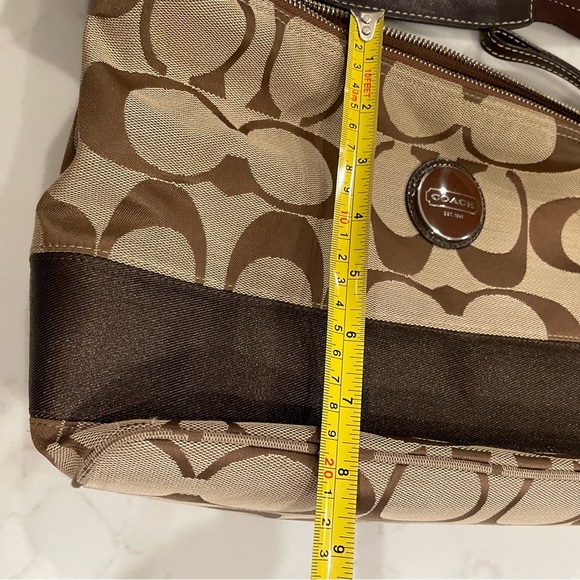 Coach Purse - Picture 6 of 7